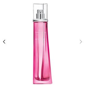 VERY IRRÉSISTIBLE
EAU DE TOILETTE